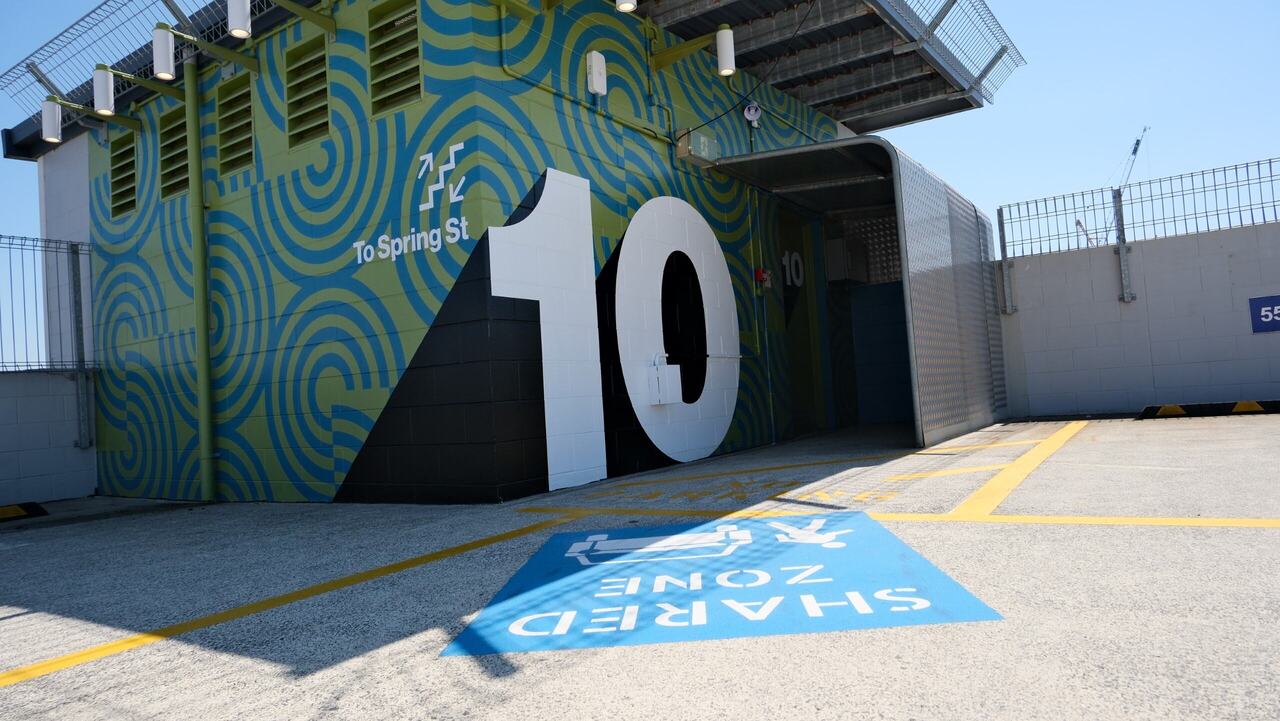 Pedestrian crossing in a carpark